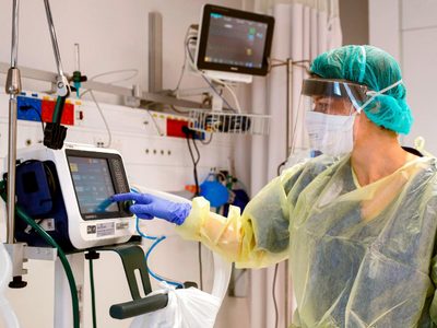 Pensión vitalicia para familiares víctimas de coronavirus: quiénes podrán acceder al beneficio