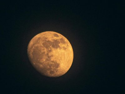 El 9 de agosto 2025 llega la Luna llena más intensa del año: 3 signos del Zodíaco estarán en el centro de su influencia