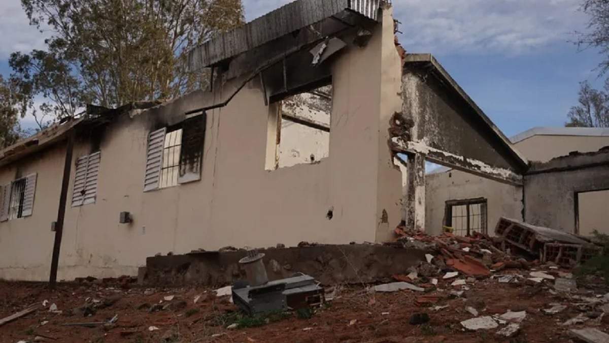 La Escuela 144 de Aguada San Roque, después de la trágica explosión. (Fuente: (X)