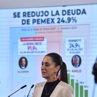 Estudian reducir salarios de personal de confianza de Pemex