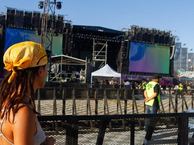 El costo del escenario para la Fiesta de la Confluencia 2026 superará los $1.500 millones