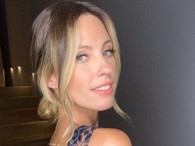 ¡Qué bomba! Rocío Guirao Díaz posó al natural a orillas del mar y... ¡Su bikini es invisible!