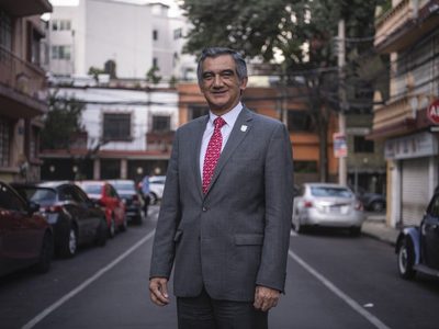 "No está solo": AMLO defiende a Américo Villarreal y señala persecución