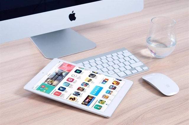 App Store registra y guarda los datos personales de los usuarios