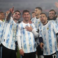 Siempre presente: el pilar de la Selección Argentina que no dejó solo al Papu Gómez