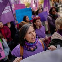 Manifestantes en Día Internacional de la Mujer exigen igualdad de derechos y fin de violencia sexual