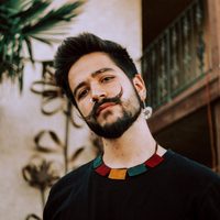 3 presentaciones, 1 noche: Camilo Echeverry copó la gala de los Premios Juventud y aquí la prueba