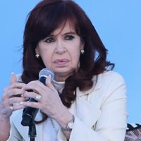La Corte tiene en "revisión" el expediente de CFK y peligra su candidatura