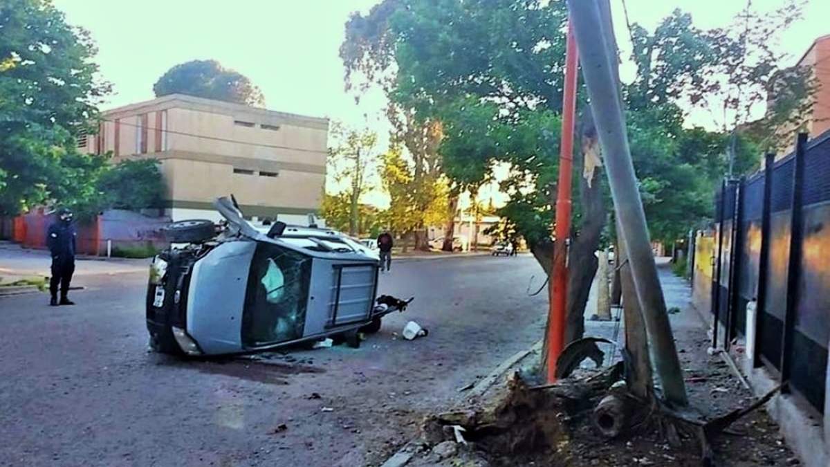 Accidente en Cipolletti. Fuente: (Twitter)
