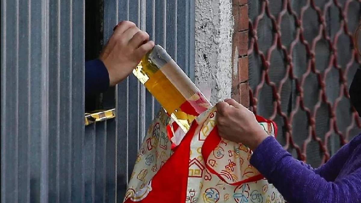El proyecto de Ramón Rioseco busca implementar multas más severas por la venta clandestina de alcohol. Fuente: (Alerta Digital)