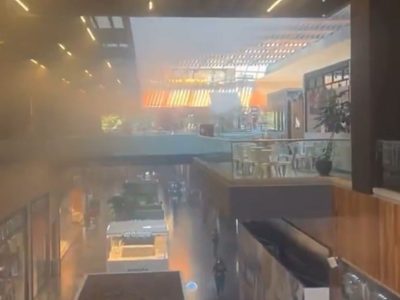 Incendio en El Farolito de la plaza Miyana en Polanco; evacúan a mil 500 personas (Videos)