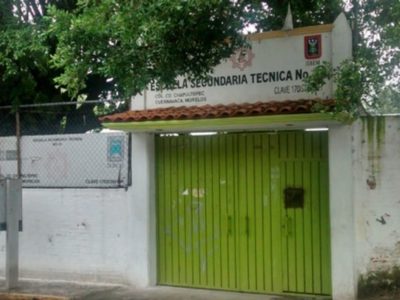 Estudiante de secundaria llevó arma a la escuela y amenazó con masacre en Morelos