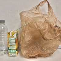 Prohibirán popotes, globos, cápsulas de café, bolsas y cubiertos de plástico en la CDMX