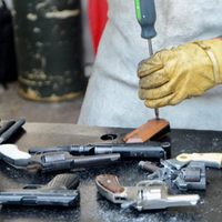 CDMX recupera 751 armas de fuego y da 4.3 millones de pesos