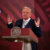 AMLO defiende imagen de la “santa muerte” publicada por Morena; “se llama libertad religiosa”