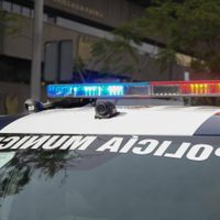 Lluvias descubren el cuerpo maniatado de una mujer y lo arrastran por calles de Tijuana