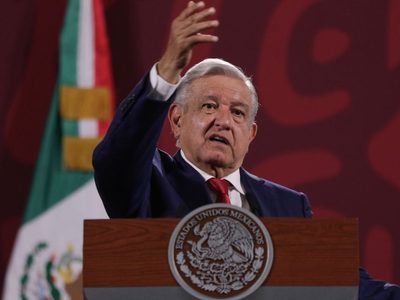 AMLO ataca de nuevo a Proceso: lo acusa de "tomar partido" en contra de Cuauhtémoc Blanco