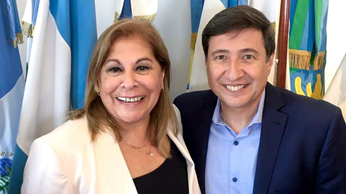 Ministros de Desarrollo de Neuquén y Nación, Adriana Figueroa y Daniel Arroyo, respectivamente. Fuente: (Gob. Neuquén)