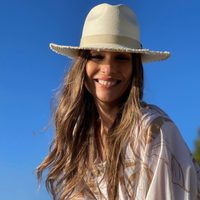 Pampita le saca provecho al vestido que será tendencia esta primavera: cómo combinar la prenda que es un must de tu placar