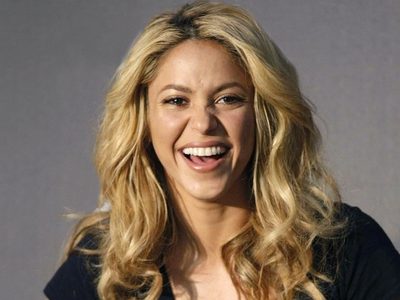 ¡Cuidado Piqué! Shakira fue captada a solas junto a Nicky Jam haciendo esto...