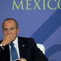 AMLO a Calderón: volvería a saludar a mamá del Chapo;  que nos diga qué sabe de García Luna