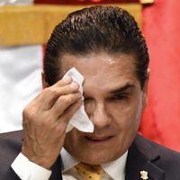 Aureoles acepta 'adelanto” federal por 200 mdp para pagos a maestros tras presión de AMLO