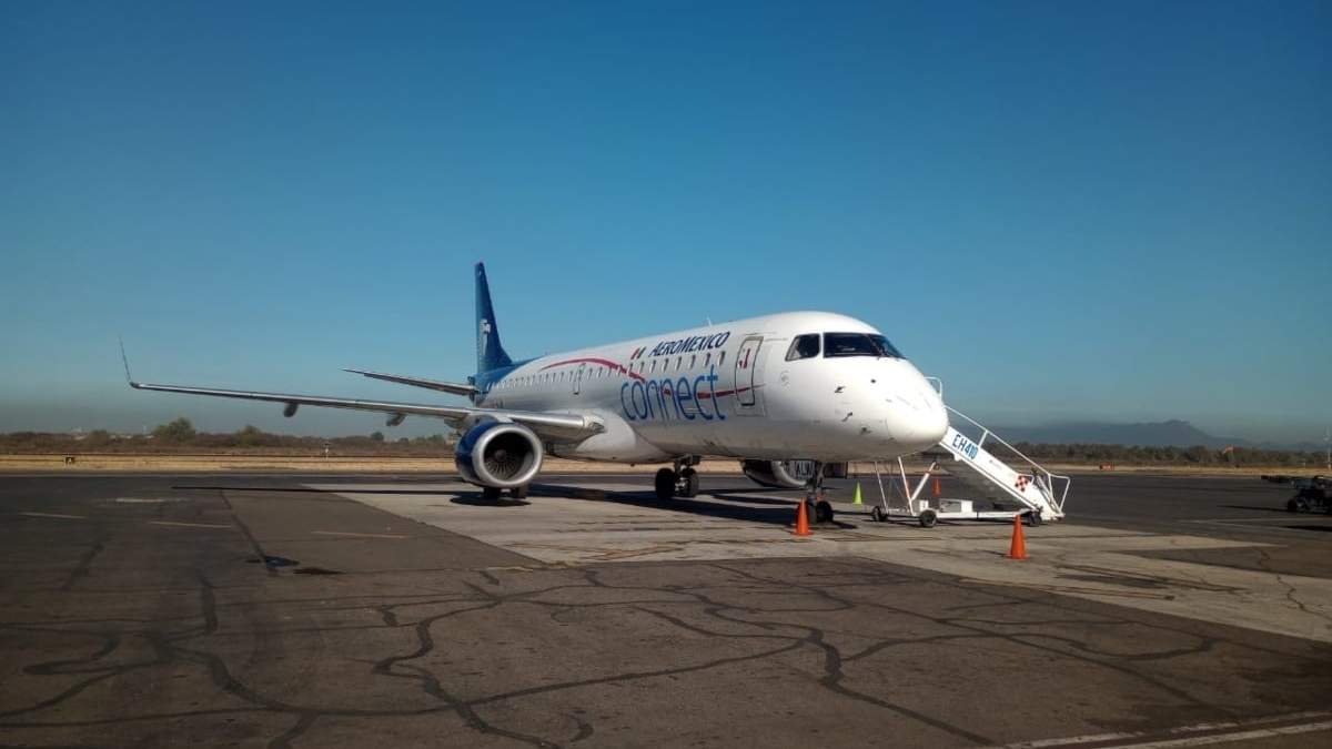 Un avión de Aeroméxico alcanzado por una bala en el aeropuerto de Culiacán