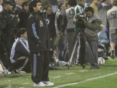 Maradona en Cutral Co: la inolvidable noche cuando dirigió a la Selección