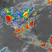 Primer frente frío de la temporada traerá descargas eléctricas y lluvias