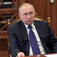 Putin anuncia movilización y amenaza a Occidente