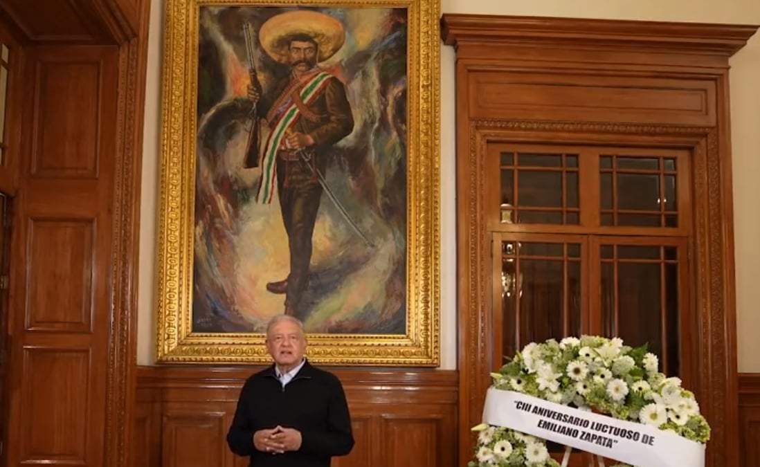 El presidente López Obrador rinde homenaje a Emiliano Zapata