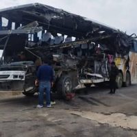 Choque de dos autobuses deja al menos 37 muertos en Bolivia