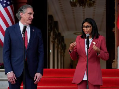 Estados Unidos y Venezuela acuerdan restablecer relaciones diplomáticas