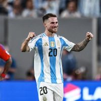 Compañeros en la Selección Argentina: el posible refuerzo para el Liverpool de Alexis Mac Allister