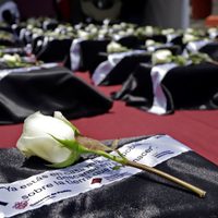 150 urnas de migrantes mexicanos fallecidos en Estados Unidos llegaron a Puebla
