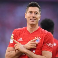 Robert Lewandowski fue elegido el mejor de la Bundesliga y ahora va por la Bota de Oro