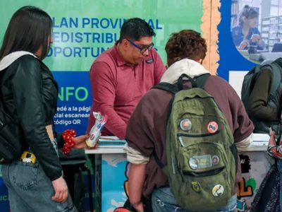 Comenzó el pago para los beneficiarios de la segunda convocatoria del programa de becas Gregorio Álvarez