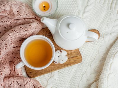 Con un vaso es suficiente: el remedio casero con 3 ingredientes que mejora la piel y limpia los riñones