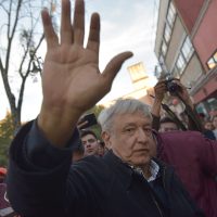 López Obrador, dispuesto a perdonar a Salinas y a Peña Nieto