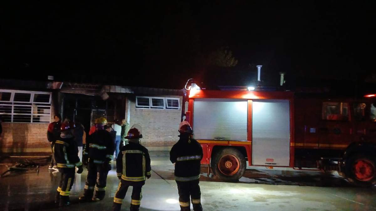Incendio en la escuela 342 de San Patricio del Chañar