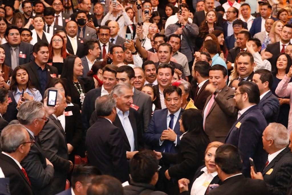 Adan Augusto López en la UAEM-2
