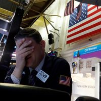 Desplome activa paro de emergencia en Wall Street