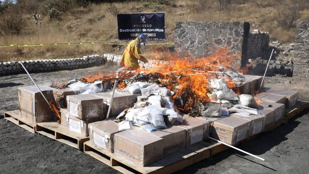 FGJCDMX quema narcóticos