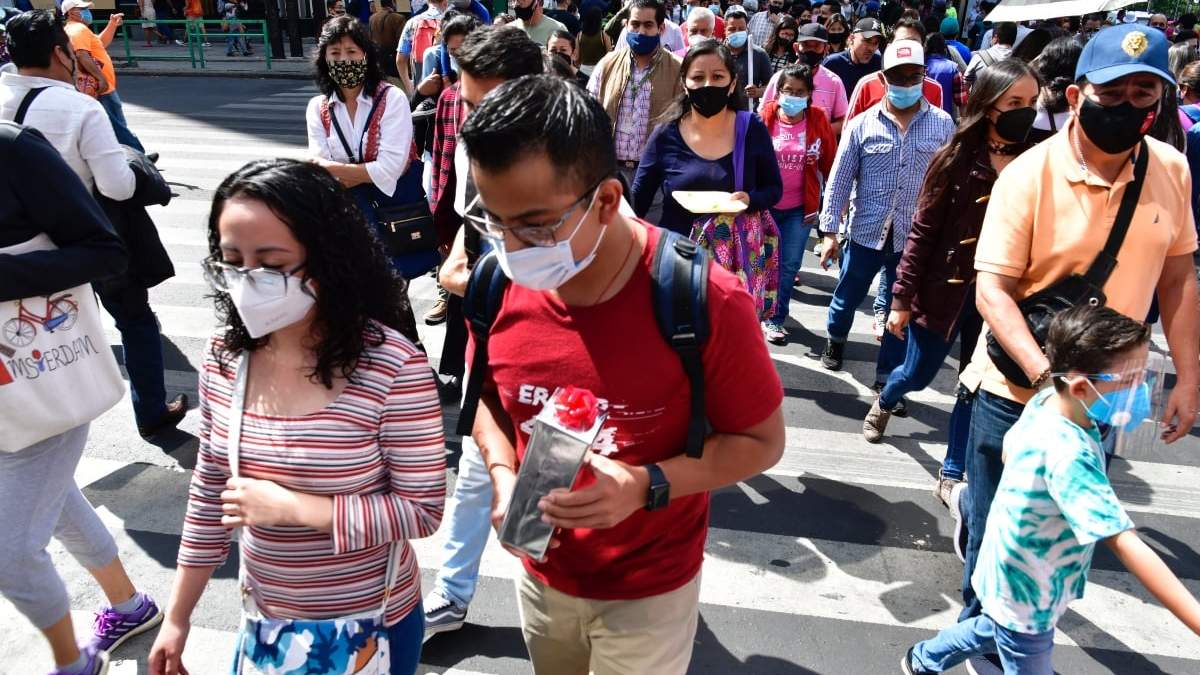 El Congreso de Nuevo León avaló multas para quien no use cubrebocas en el estado