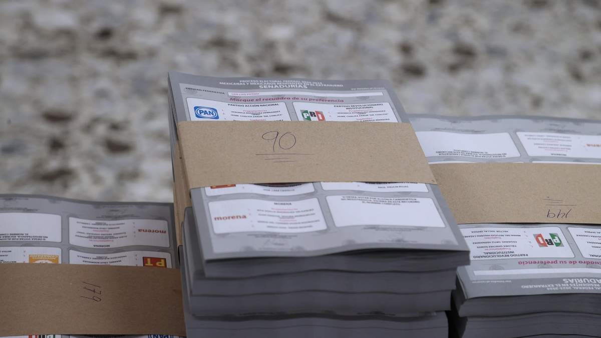 El INE recibió ayer las boletas para el voto en el extranjero