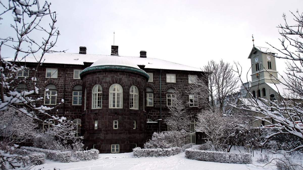 La sede del parlamento de Islandia en Reikiavik, el 28 de enero del 2009