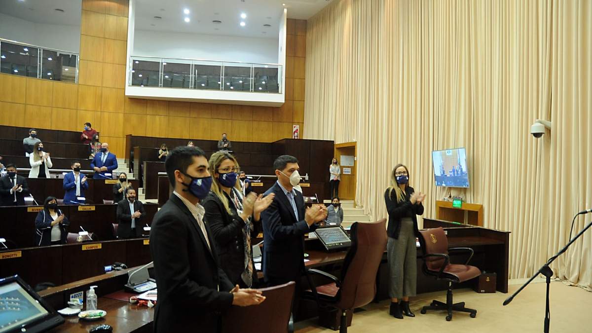 Legisladores neuquinos extenderán protocolo para sesiones virtuales. Fuente: (Twitter)