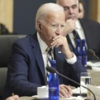 Biden dice a aliados del Indo-Pacífico que China intenta poner a prueba a la región