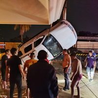 Jóvenes a bordo de una Suburban caen a río y mueren ahogados en Coatzacoalcos