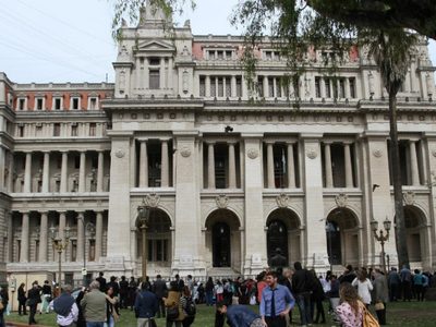 Siguen renunciando jueces para no perder sus jubilaciones de privilegio